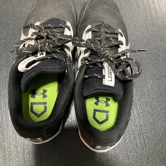 Under Armour Leadoff Baseball Softball Cleats Men 9.5 Black White Uk 8.5 Eur 43 - Picture 7 of 8